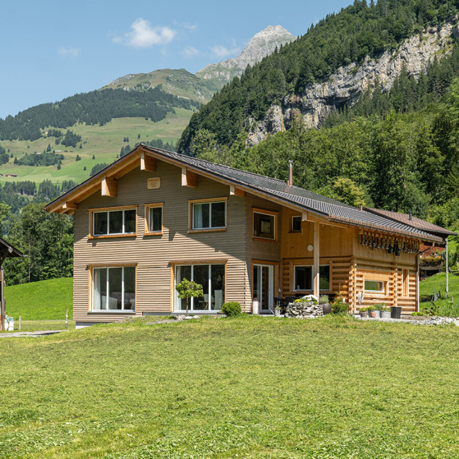 Nidwaldner Holz Projekte Holzhostatt Engelberg